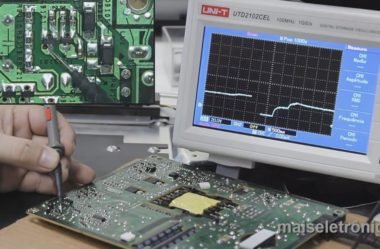 TV LED Samsung UN32D4000 não liga