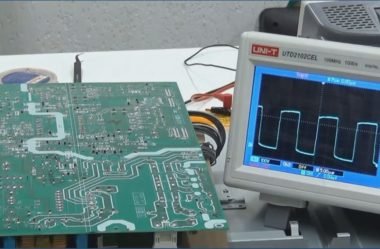 TV LCD Toshiba 42XV500 liga e desliga