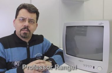 TV Toshiba U14 demora para ligar