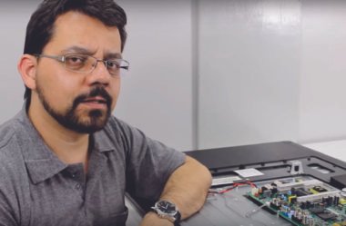 TV LED Philco PH48S61 – Leds acendem e apagam