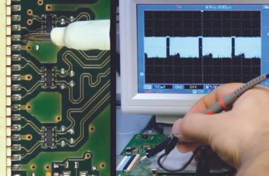 TV LCD Sony KDL32EX305 com imagem borrada